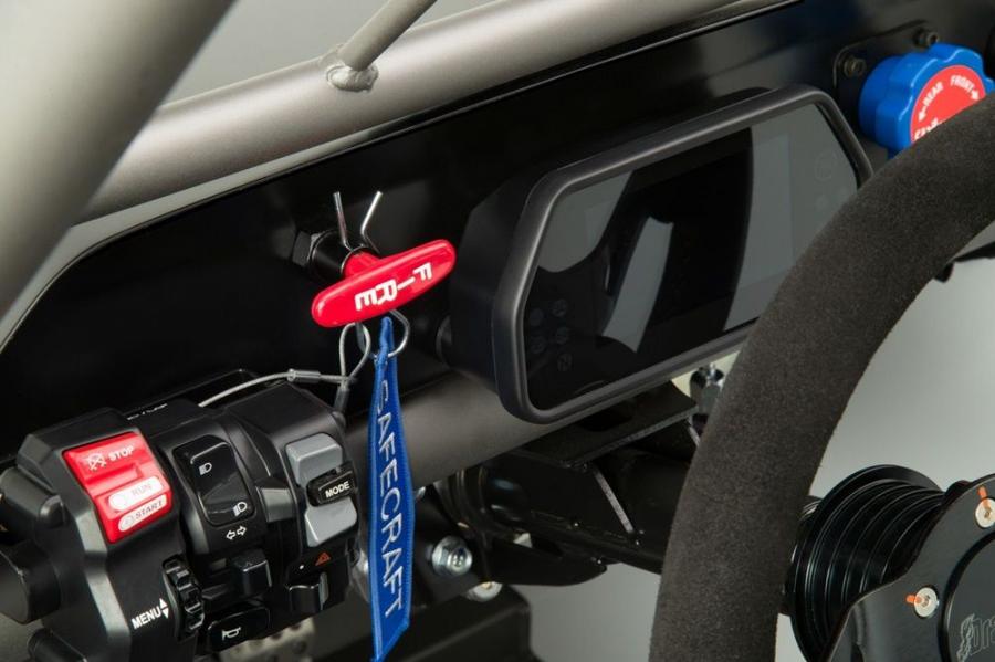Панель приборов Yamaha R1DT 2017 года  (фото 4 из 12)